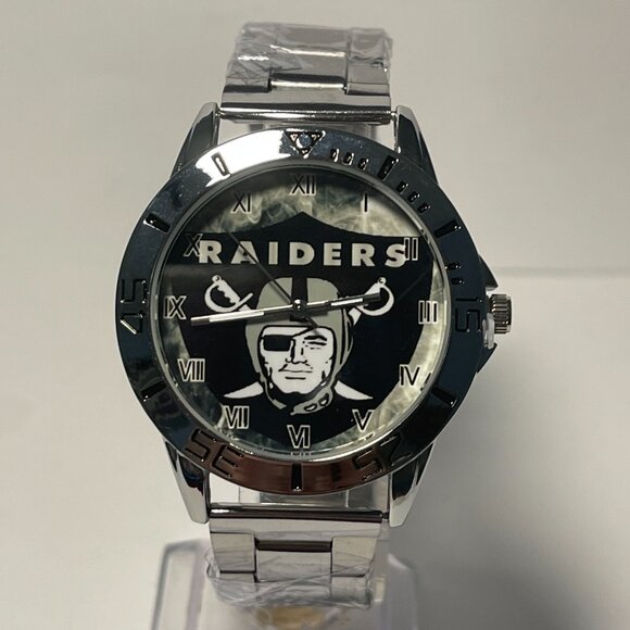 Las Vegas Raiders NFL Team Logo Men's Stainless-Steel Silver Watch NEW - Picture 1 of 5